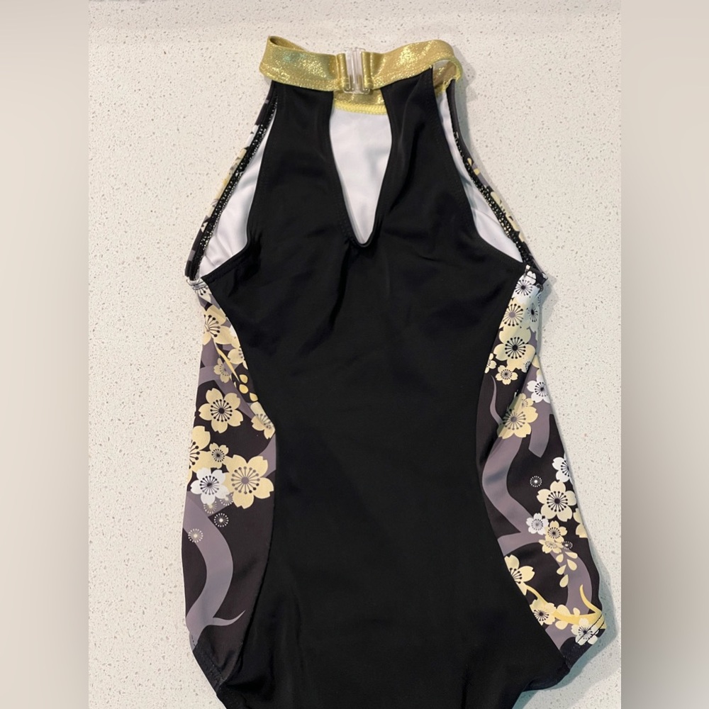 Leotard - Picture 2 of 2